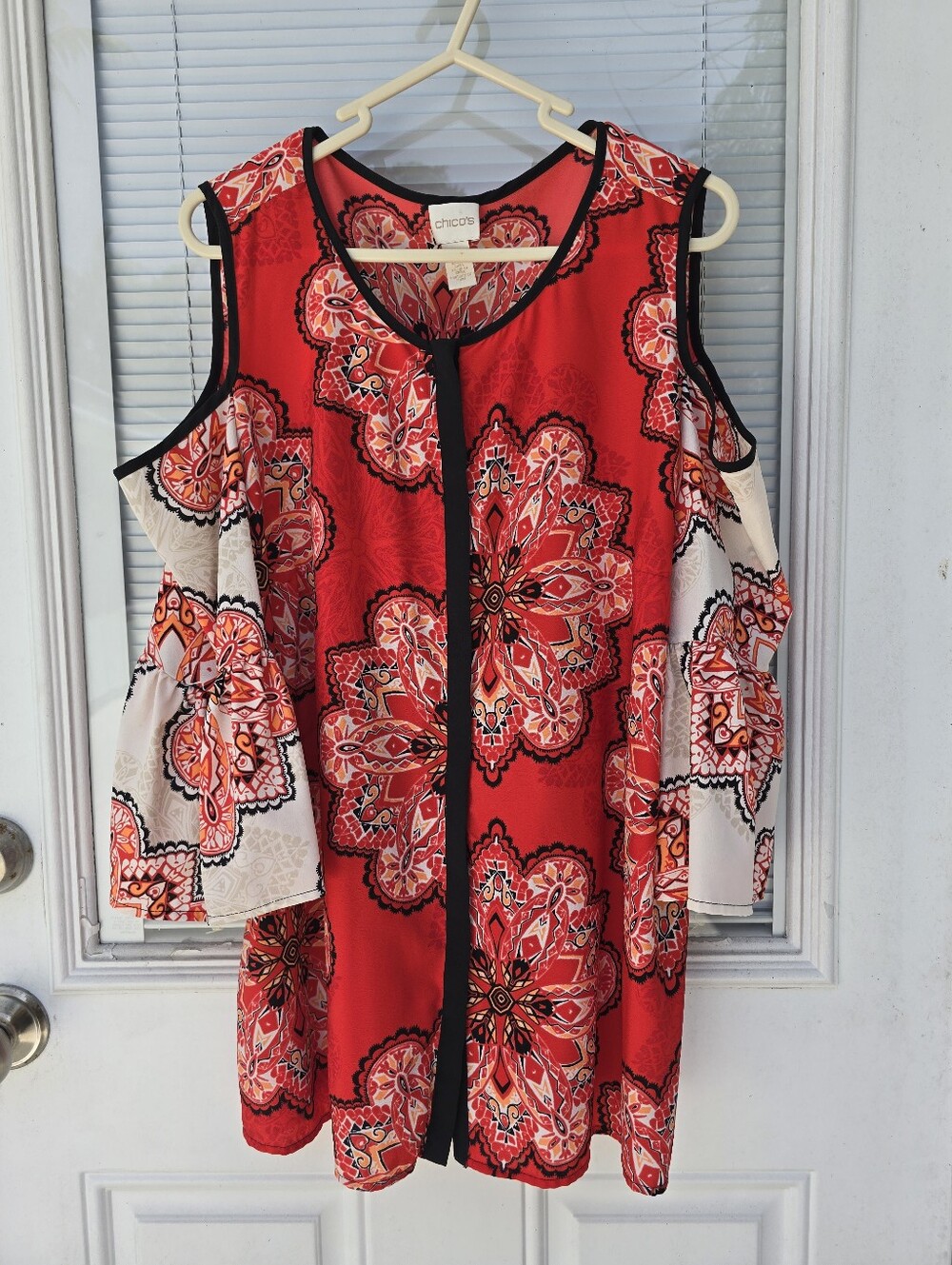 Chico's Red & Cream Cold-Shoulder Medallion Tunic